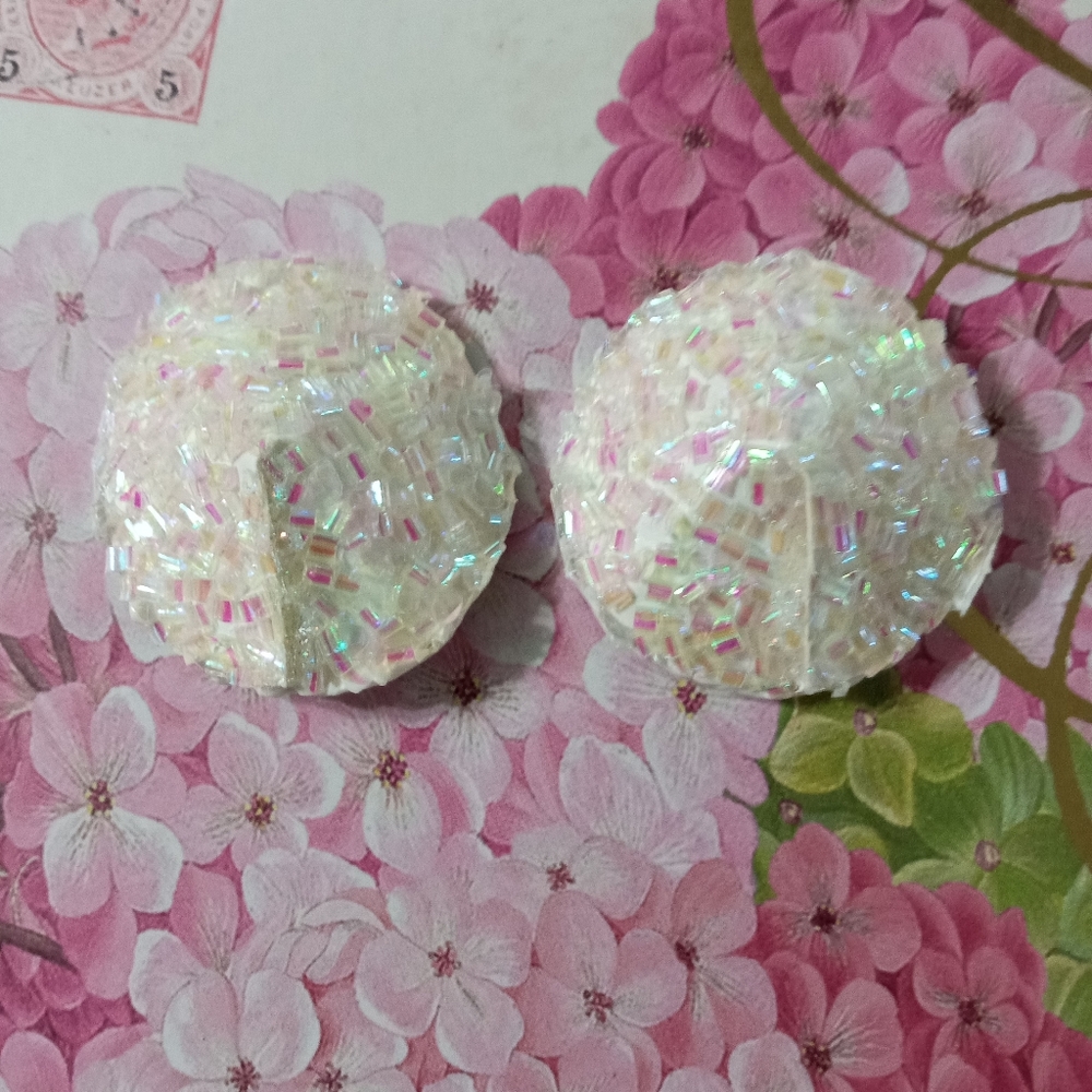 Exotic nipple pasties